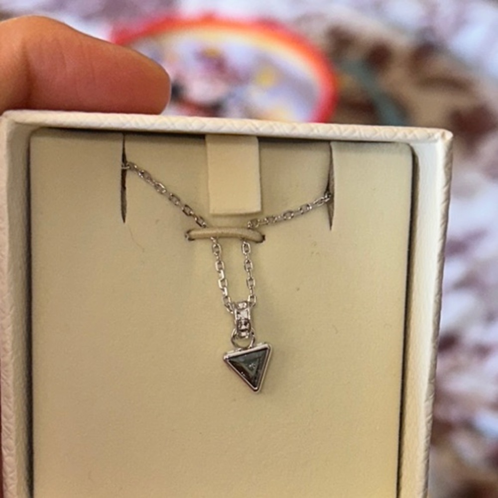 Swarovski Silver Minimalist Necklace with Pendant